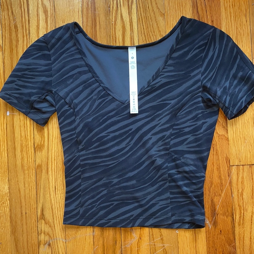 Lululemon Align T-shirt zebra print